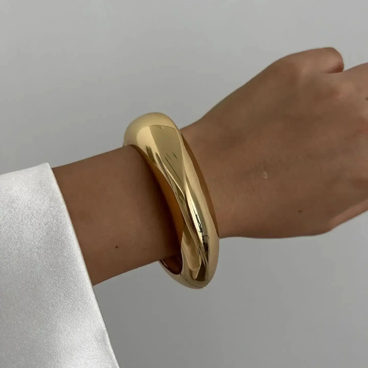 Nova Coil Cuff