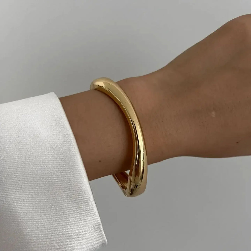 Nova Coil Cuff