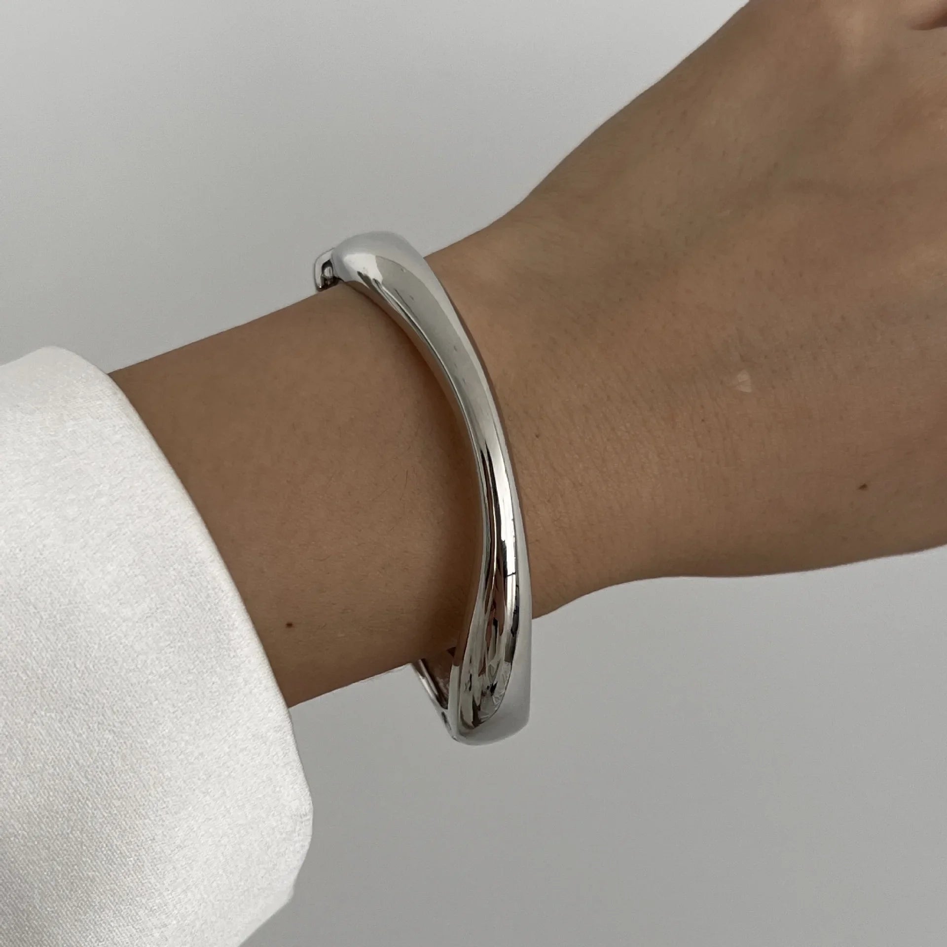 Nova Coil Cuff